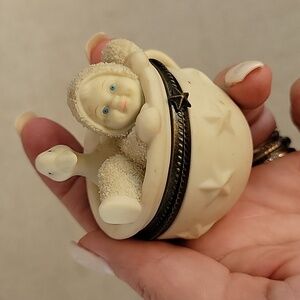 SNOWBABIES PORCELAIN "TWO FOR TEA" Trinket Box with Duck and Baby